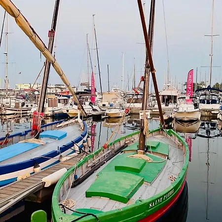 Saint-cyprien Port